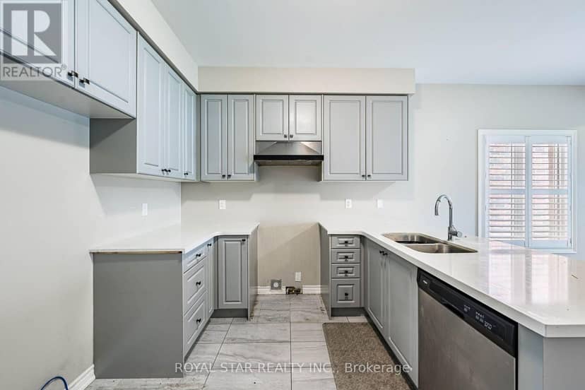 249 Fleetwood Drive — photo 13 of 40