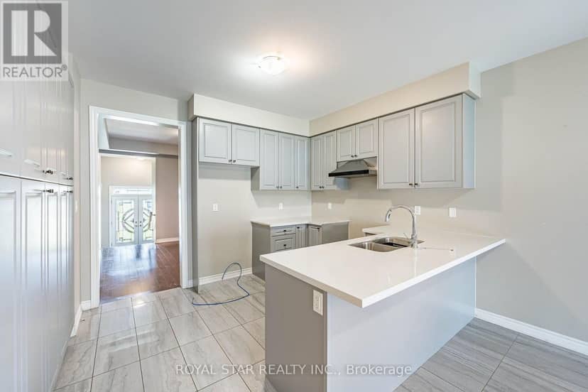 249 Fleetwood Drive — photo 14 of 40