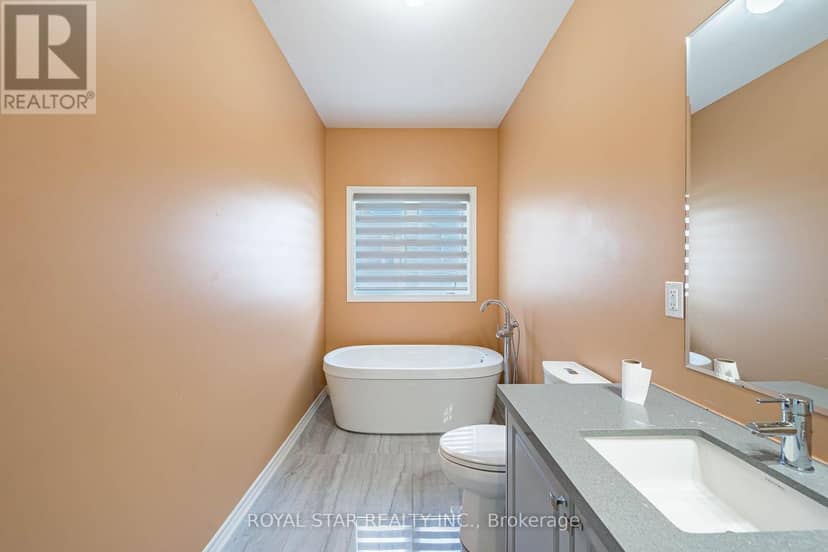 249 Fleetwood Drive — photo 32 of 40