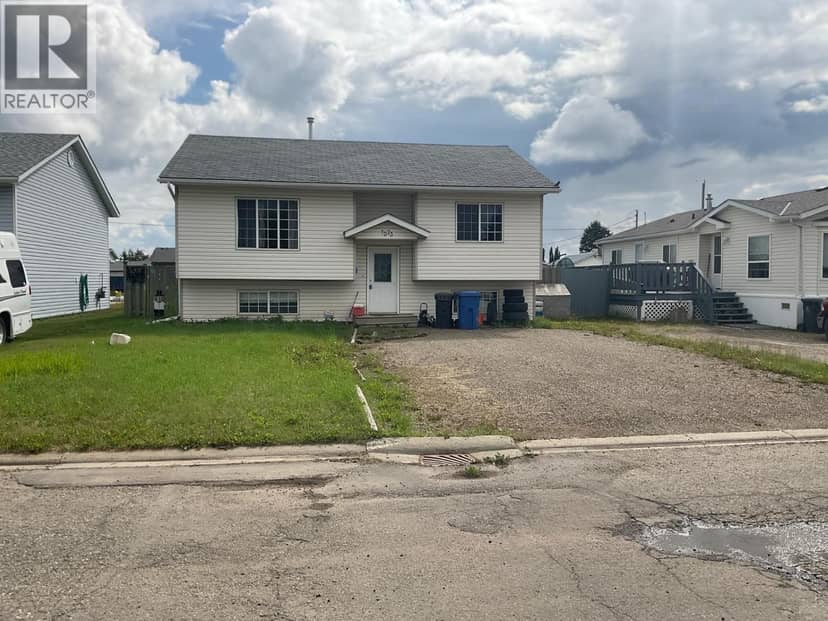 7923 99 AVENUE, Fort St. John