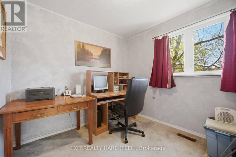 30 Thorsby Court — photo 19 of 40