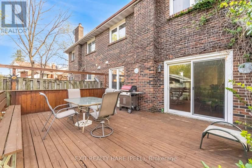 30 Thorsby Court — photo 38 of 40