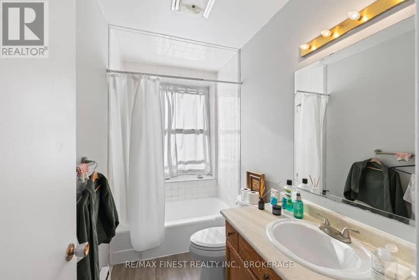 79-81 Queen Street — photo 21 of 40