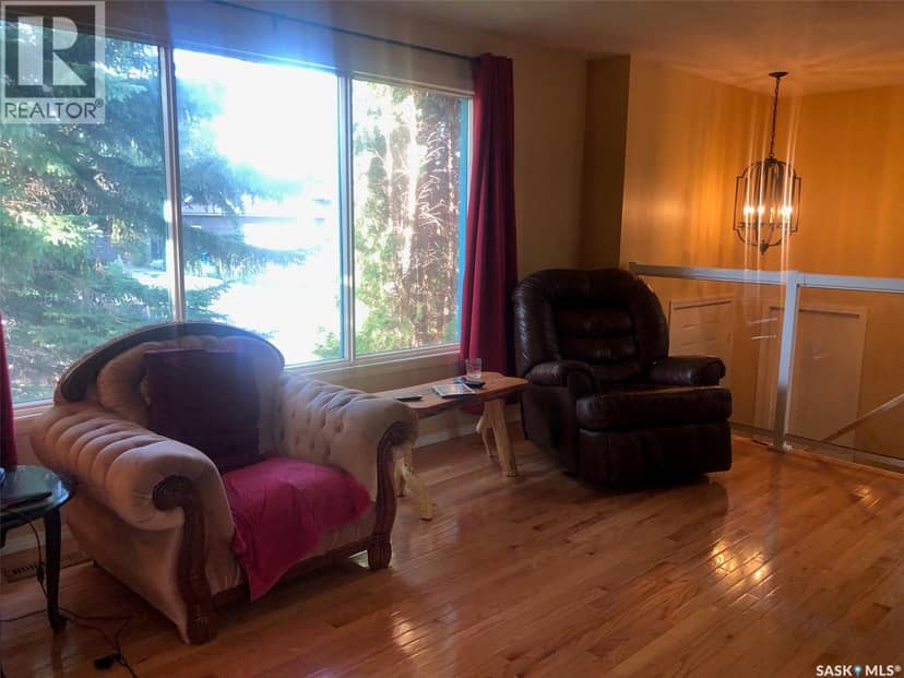 110 Langrill DRIVE — photo 19 of 40