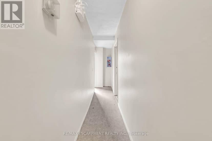 1367 Cannon Street E — photo 12 of 40