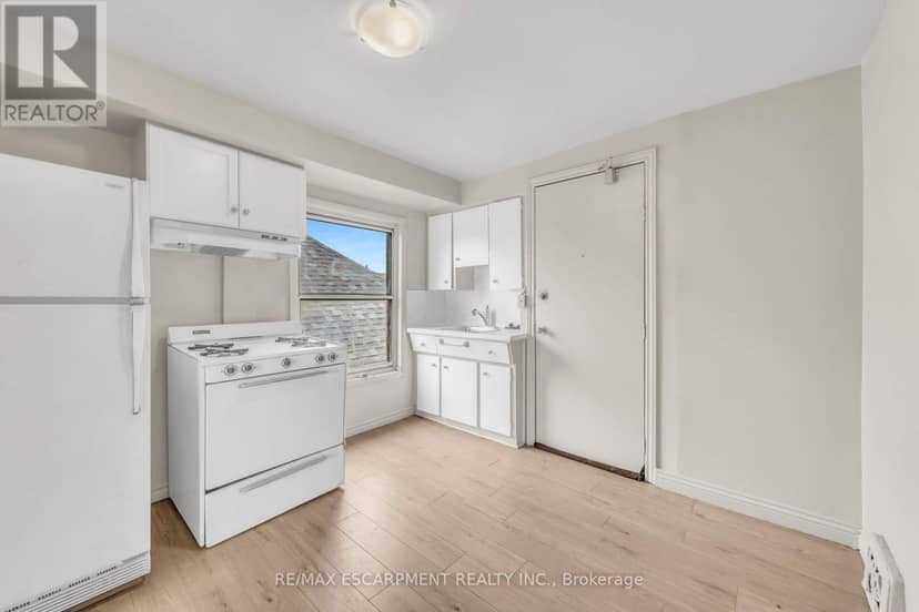 1367 Cannon Street E — photo 23 of 40