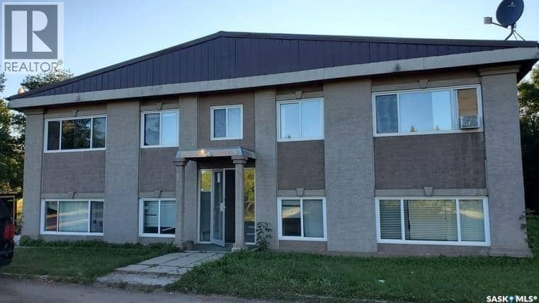 113 3rd STREET E, St. Walburg