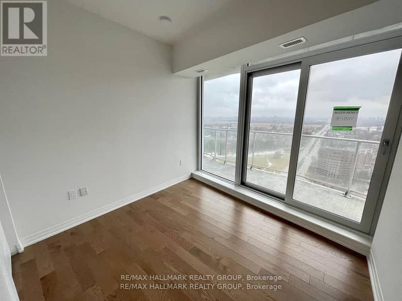 3002 - 805 Carling Avenue — photo 9 of 15