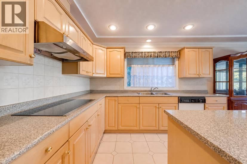 7038 BRIDGE STREET, Richmond, photo 8