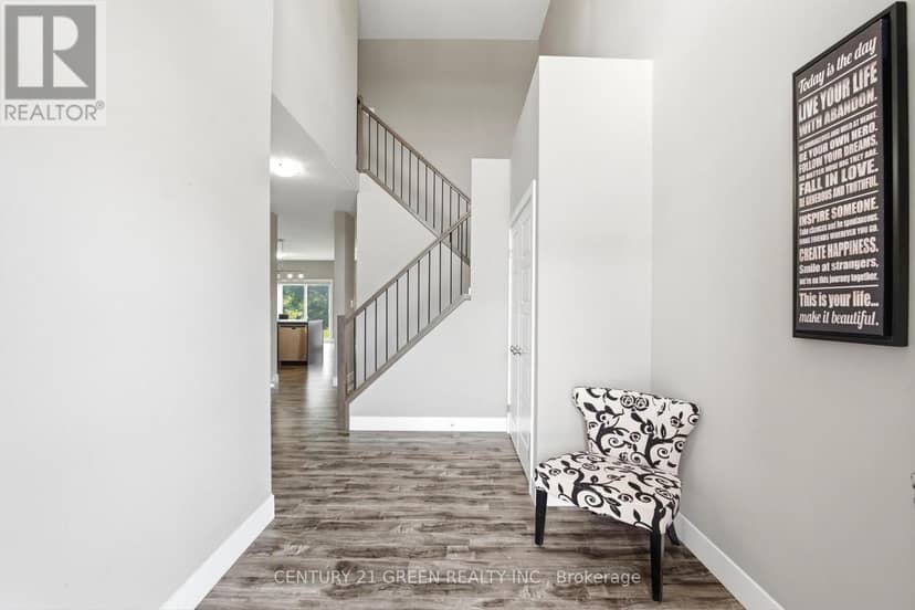 1400 Sandbar Street — photo 9 of 40