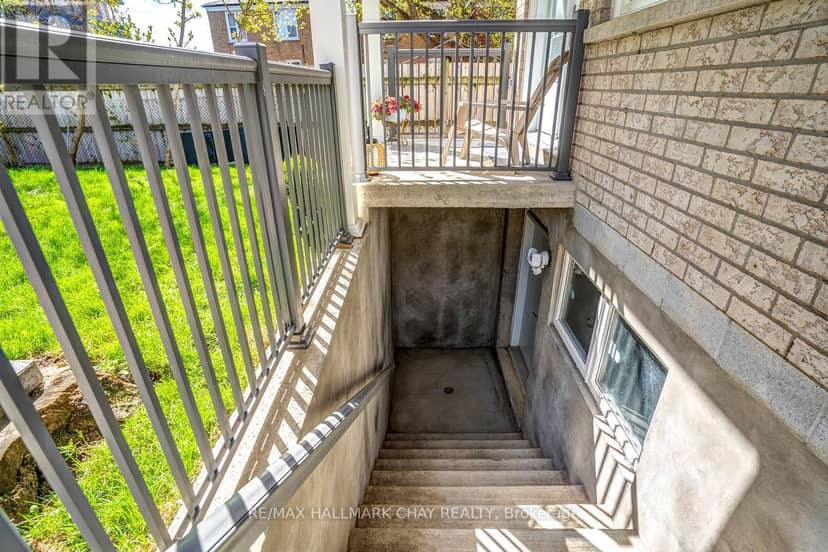 611 Northcliffe Boulevard — photo 26 of 35