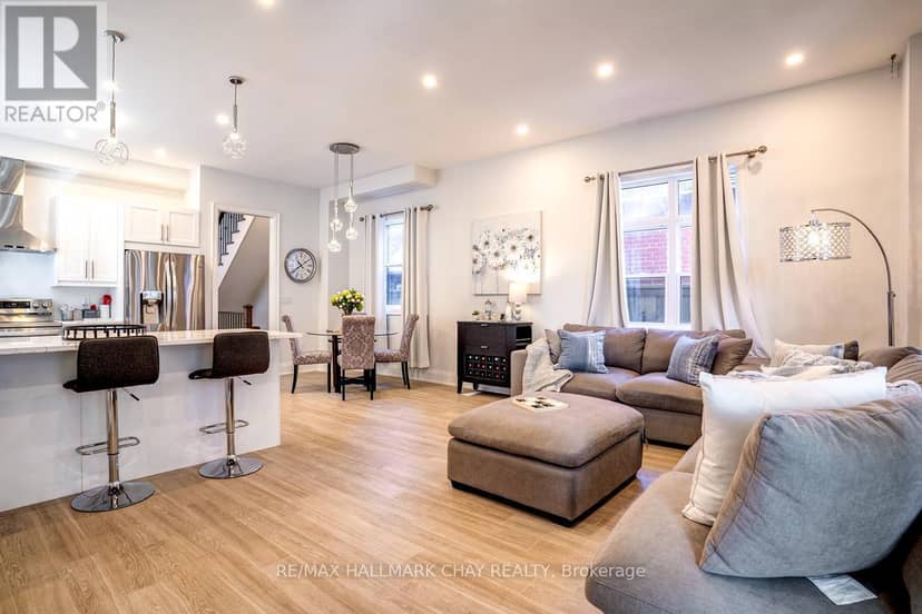 611 Northcliffe Boulevard — photo 3 of 35
