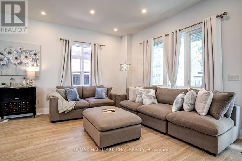 611 Northcliffe Boulevard — photo 8 of 35