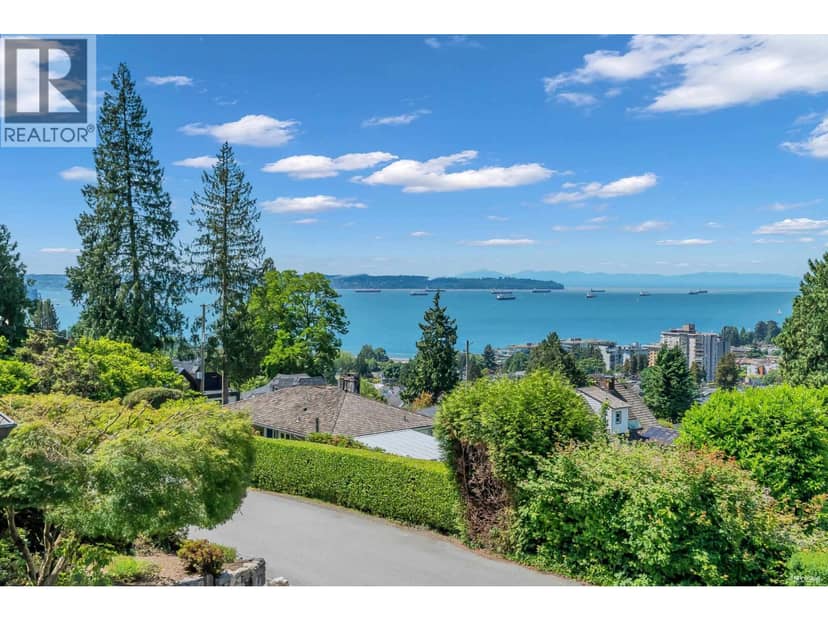 870 LEYLAND STREET, West Vancouver