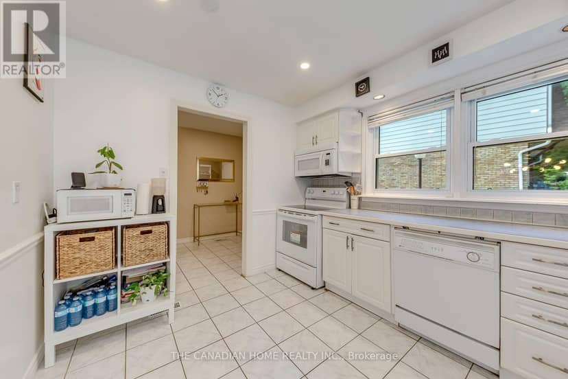 3 - 2226 Upper Middle Road — photo 17 of 40