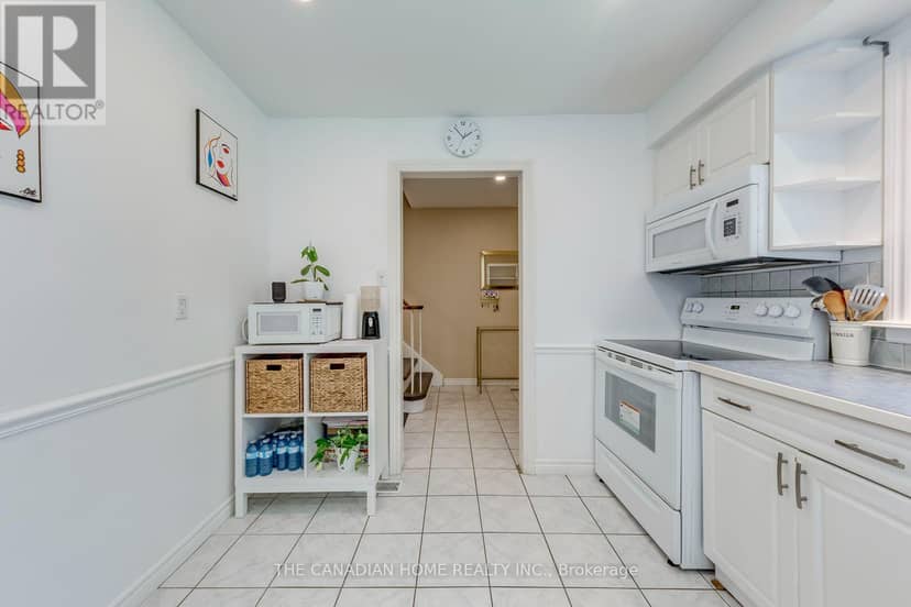 3 - 2226 Upper Middle Road — photo 19 of 40