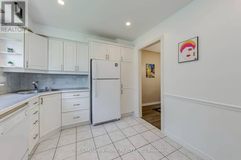 3 - 2226 Upper Middle Road — photo 23 of 40