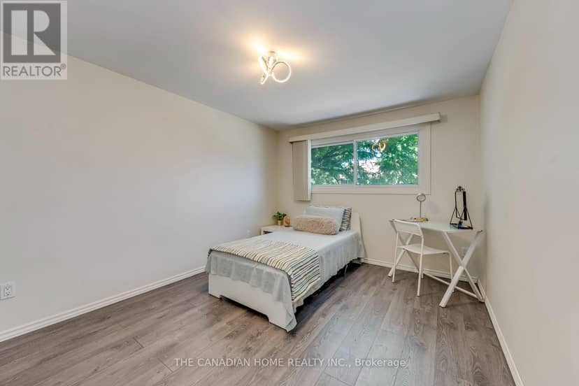 3 - 2226 Upper Middle Road — photo 30 of 40