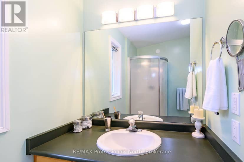 18 Heritage Crescent — photo 31 of 38