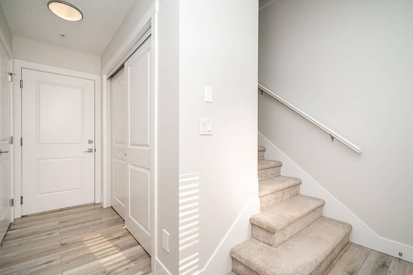 8 22128 48A AVENUE, Langley, photo 4