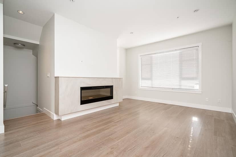 8 22128 48A AVENUE, Langley, photo 6