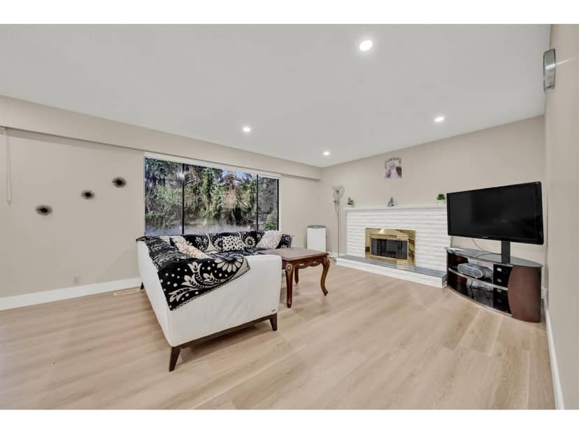 11715 83A AVENUE, Delta, photo 5