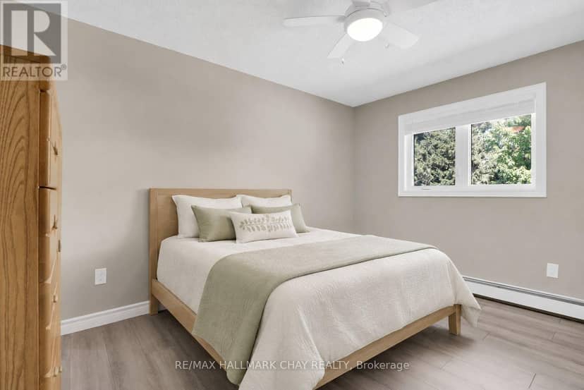 51 Indianola Crescent — photo 14 of 29