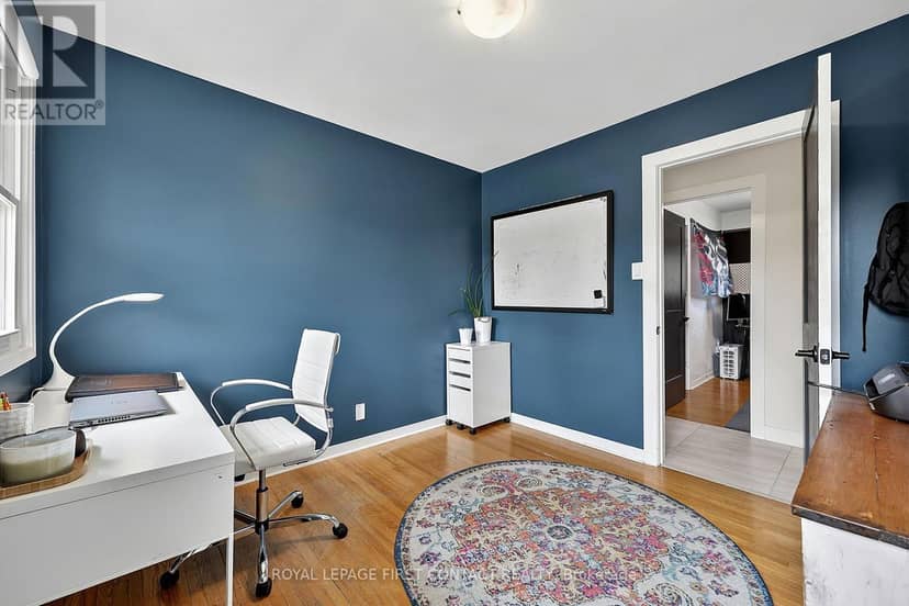 12 Davies Crescent — photo 25 of 40