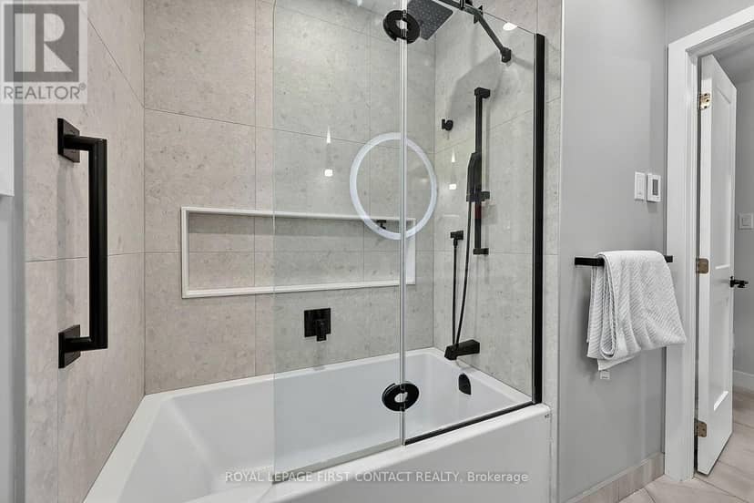 12 Davies Crescent — photo 27 of 40
