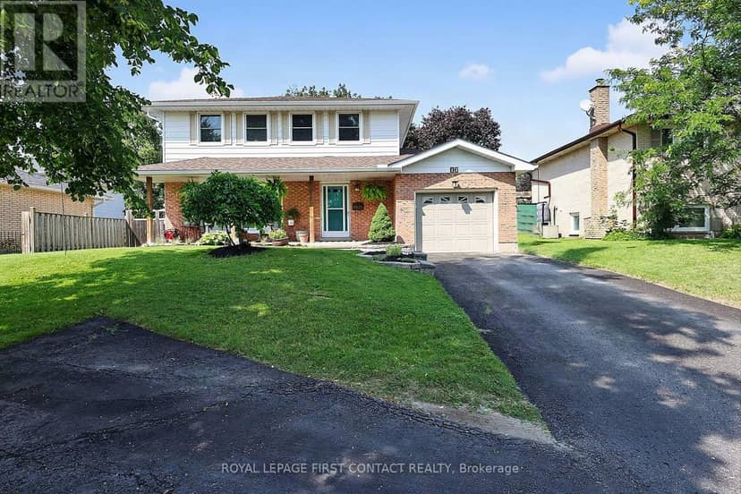 12 Davies Crescent — photo 3 of 40