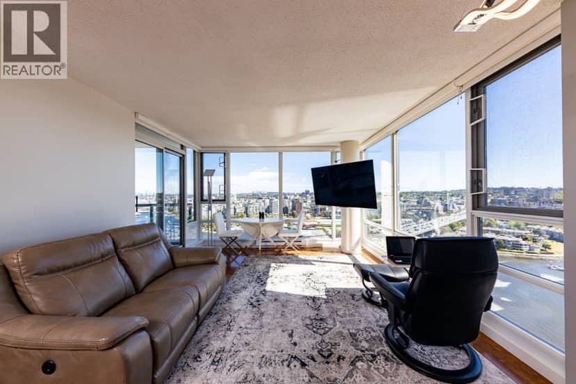 2905 1033 MARINASIDE CRESCENT, Vancouver, photo 4