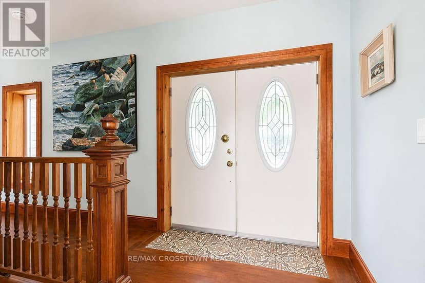 243 Champlain Road — photo 15 of 40