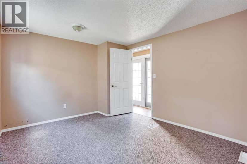 368 Grey Crescent — photo 18 of 29