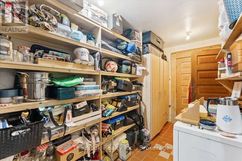 21 Dennistoun Avenue — photo 10 of 40