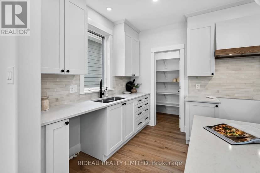 126 Hearthside Drive — photo 12 of 34