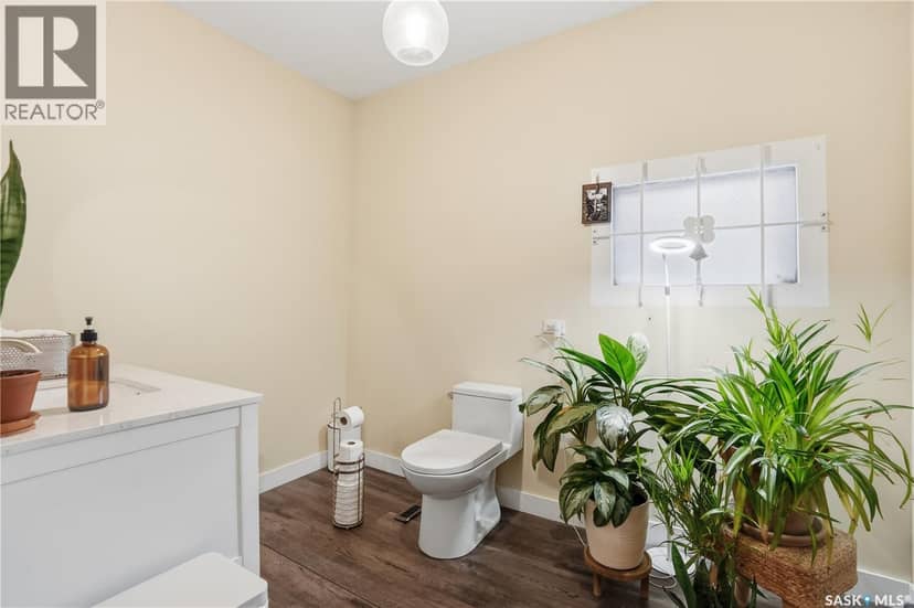 3130 13th AVENUE — photo 14 of 40