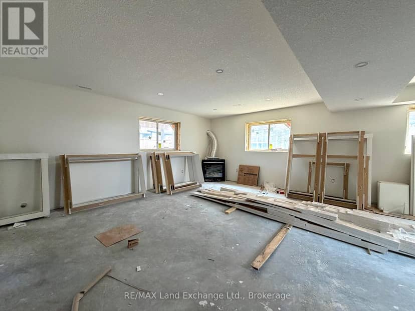 457 Northport Drive — photo 11 of 17
