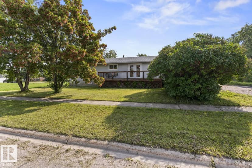 5105 58 ST — photo 30 of 34