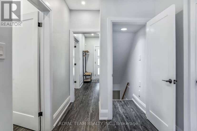 97 Centre Street E — photo 9 of 40