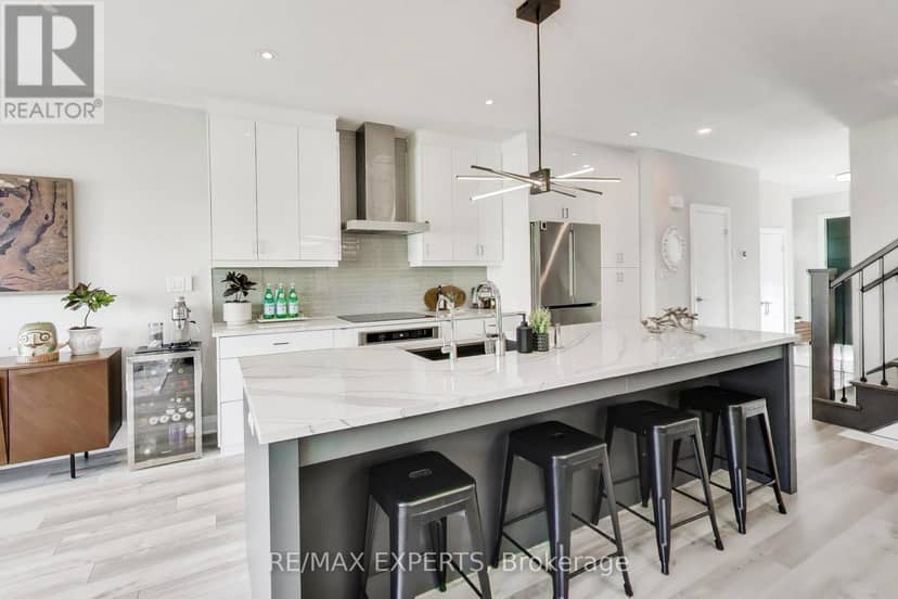 228 Woodbine Avenue — photo 11 of 40