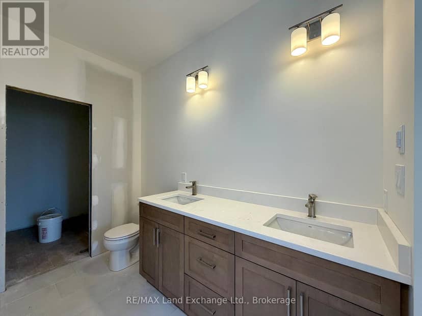 288 Ridge Street — photo 13 of 24
