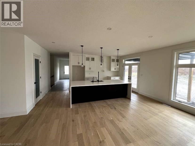 61 GEORGE Street, Bright, photo 7