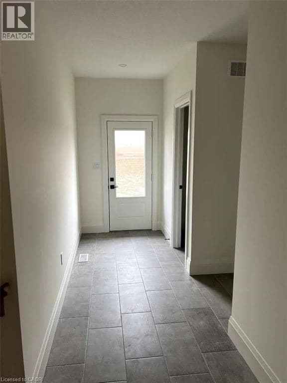 61 GEORGE Street — photo 30 of 33