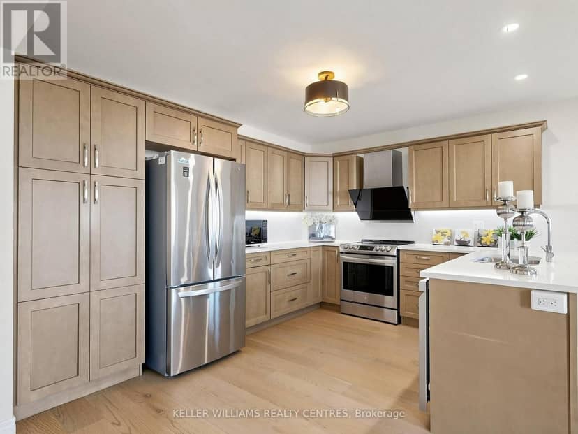 36 York Drive — photo 13 of 39