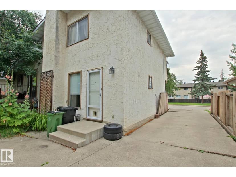 18107 89 AV NW, Edmonton, photo 4