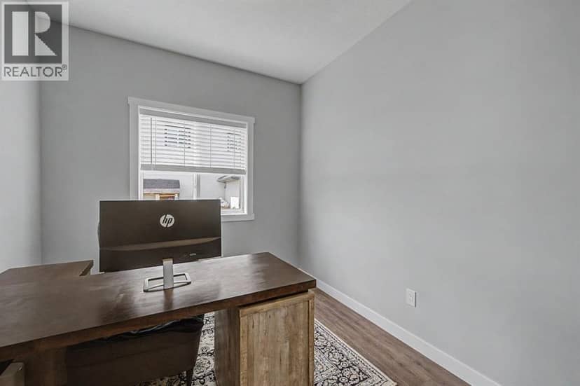 1340 Lackner Boulevard — photo 14 of 40