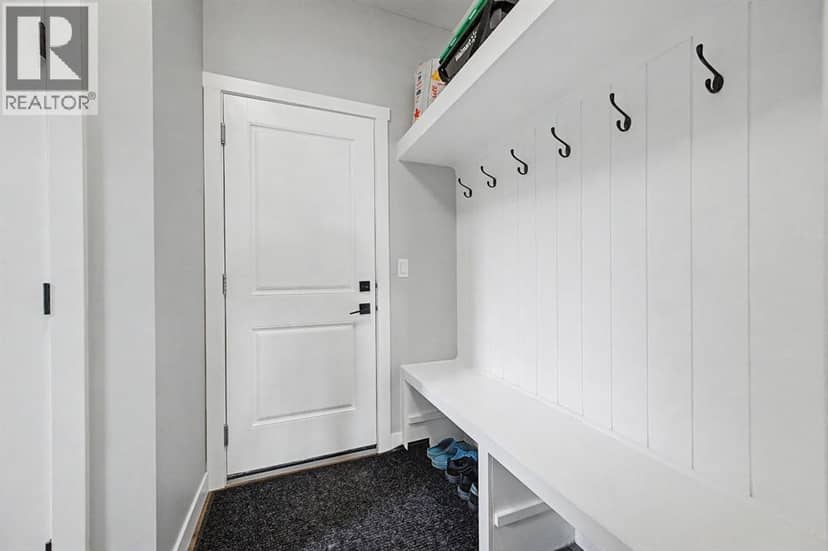 1340 Lackner Boulevard — photo 16 of 40