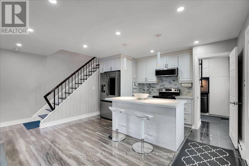 14 - 1310 Gulleden Drive — photo 23 of 38