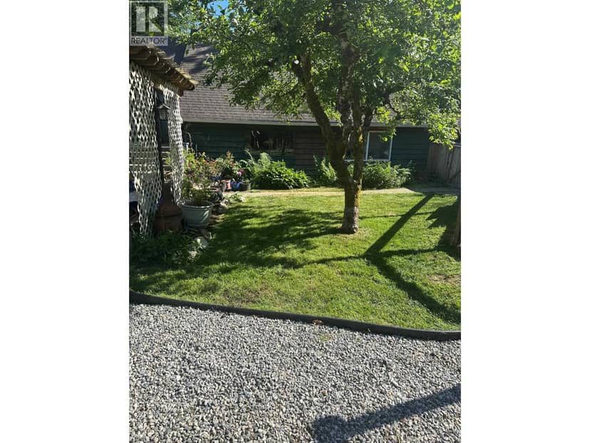 988 CEMETERY ROAD, Gibsons, photo 5