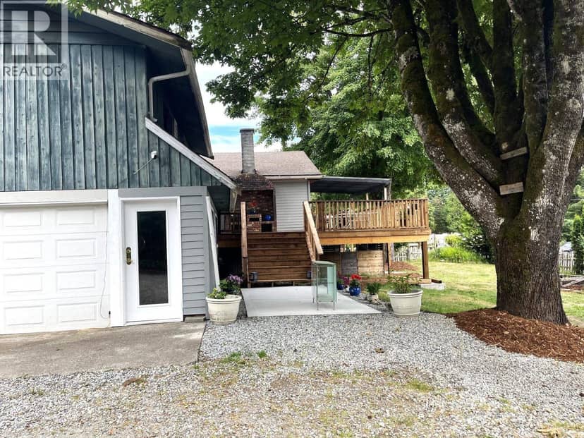 988 CEMETERY ROAD, Gibsons, photo 8